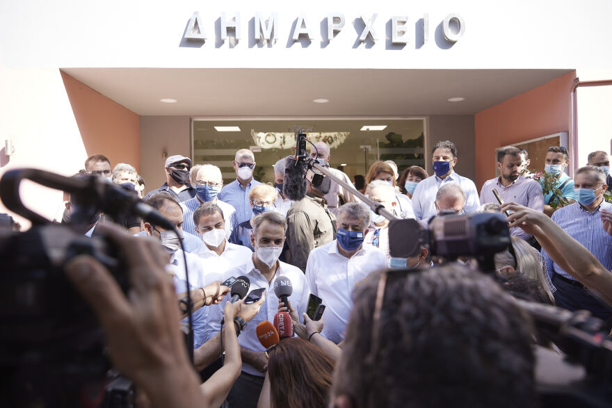 Μητσοτάκης από το Ρέθυμνο: Το εμβόλιο είναι ασφαλές, δεν έχει παρενέργειες - Σπεύστε όλοι να εμβολιαστείτε