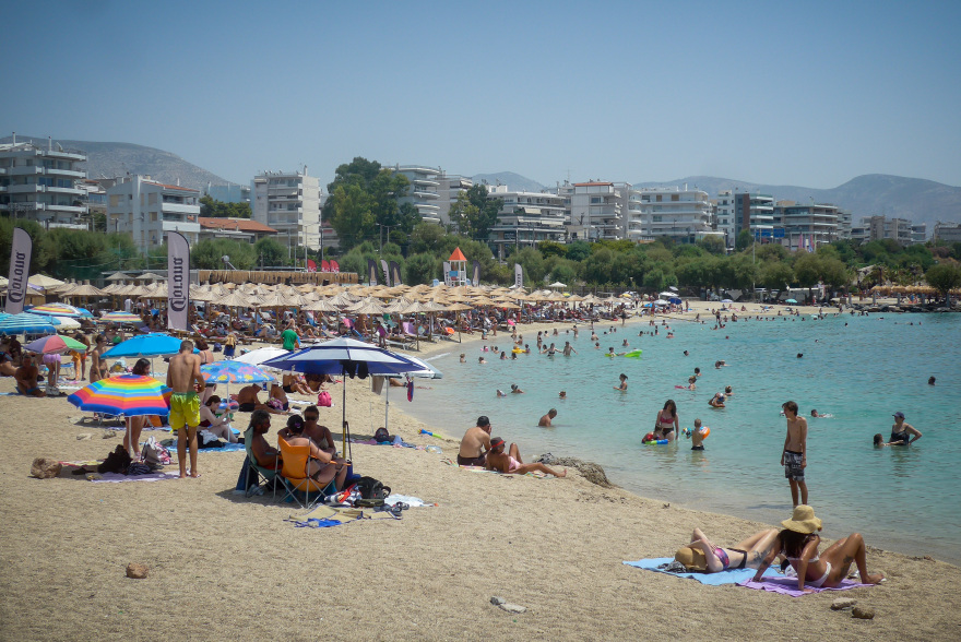Καιρός - Ακραίος καύσωνας διαρκείας: Σε ποιες περιοχές θα δούμε 46άρια τη Δευτέρα - Νέοι χάρτες