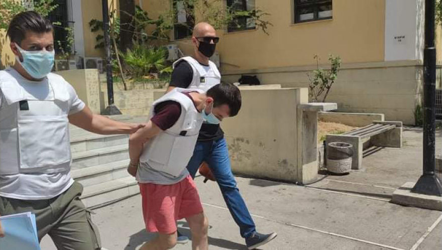 Δάφνη: Την δολοφόνησε με μαχαίρι 28 εκατοστών – Ποινική δίωξη για ανθρωποκτονία με δόλο στον 40χρονο