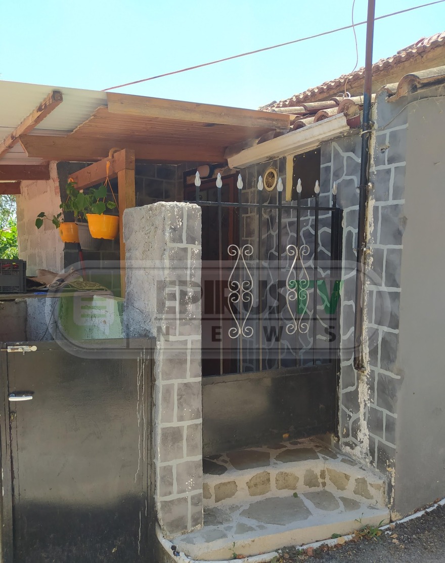 Φρίκη στα Ιωάννινα: Αυτό είναι το σπίτι που βρέθηκε νεκρή σε μπαούλο η 69χρονη - Δείτε εικόνες