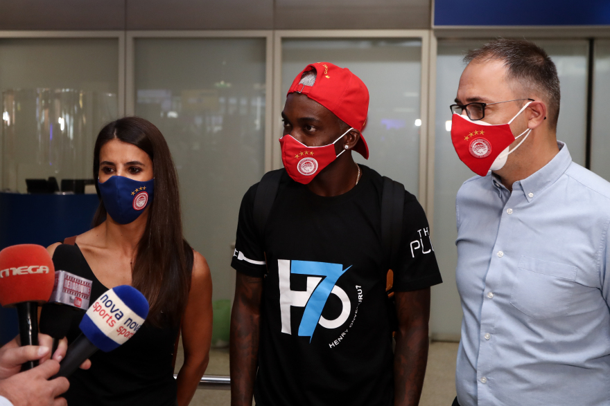 Ολυμπιακός: Στην Ελλάδα ο Ονιεκούρου