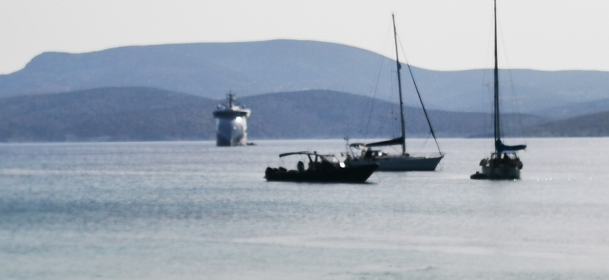 O Ισραηλινός μεγιστάνας Eyal Ofer με το γιοτ των 200 εκατ. ευρώ στην Σχοινούσα - Δείτε φωτογραφίες