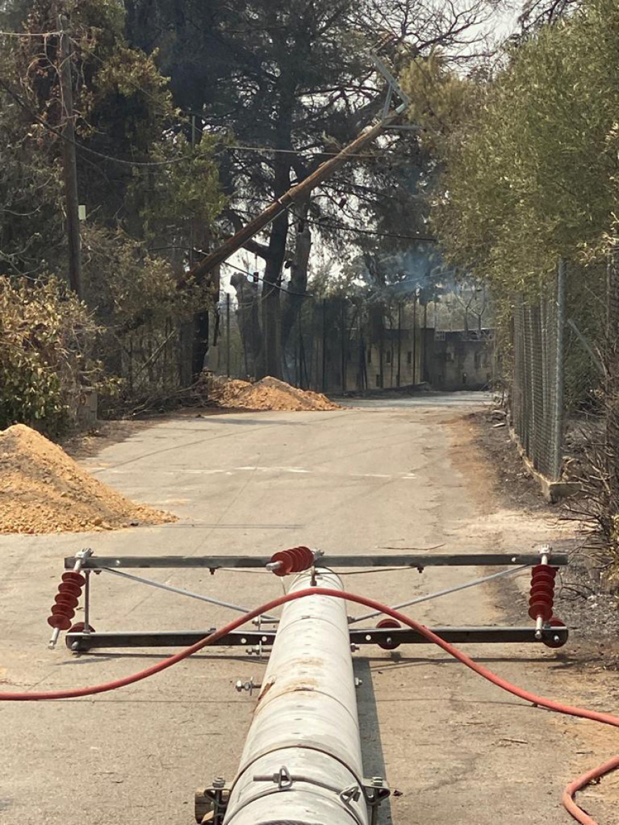 ΔΕΔΔΗΕ: Μάχη με το χρόνο των συνεργείων για την ηλεκτροδότηση σε Βαρυμπόμπη - Εύβοια