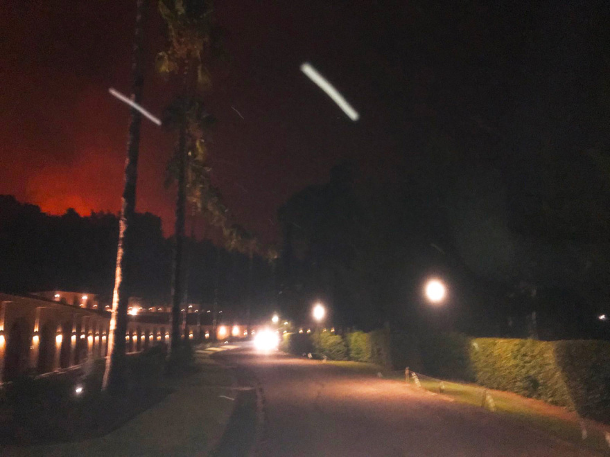 Φωτιά στην Αρχαία Ολυμπία: Στο σκοτάδι έχει βυθιστεί η περιοχή - Ηλεκτροδοτείται μόνο η Ολυμπιακή Ακαδημία -Δείτε φωτογραφίες