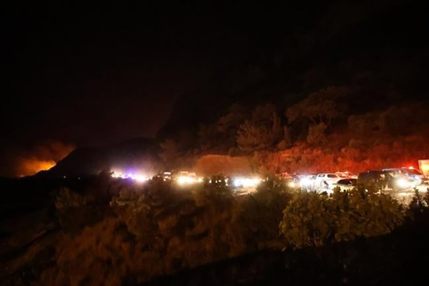 Φωτιά στην Τουρκία: Εκρήξεις σε σταθμό παραγωγής ηλεκτρικής ενέργειας που τυλίχτηκε στις φλόγες