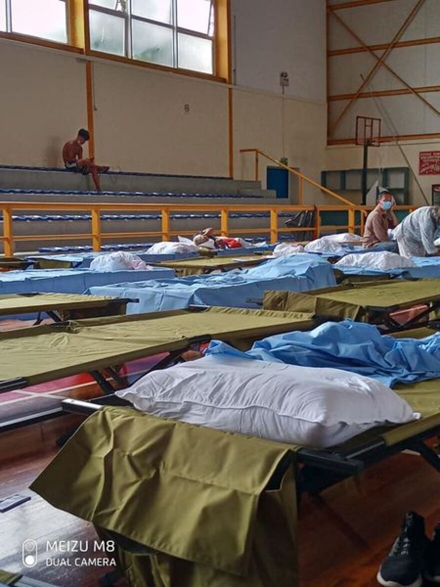 Φωτιά στην Εύβοια: Το λιμενικό λόγω καπνού δεν μπορούσε να προσεγγίσει τη στεριά στην Αγία Άννα - Κάτοικοι έφυγαν με καΐκια