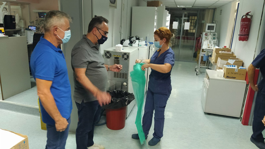 Στο Ενιαίο Κέντρο Επιχειρήσεων του ΕΚΑΒ ο Κοντοζαμάνης - Σε πλήρη επιχειρησιακή ετοιμότητα για περιστατικά απο τις πυρκαγιές