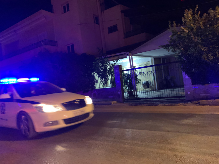 Νύχτα αγωνίας για τις φωτιές στην Αττική -  Εκκενώνονται Καπανδρίτι, Πολυδένδρι, Πευκόφυτο, Βόθωνας και οικισμός Ποντίων