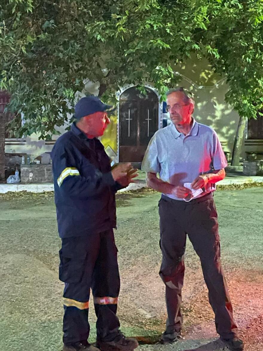 Στο πύρινο μέτωπο της Μεσσηνίας ο Αντώνης Σαμαράς