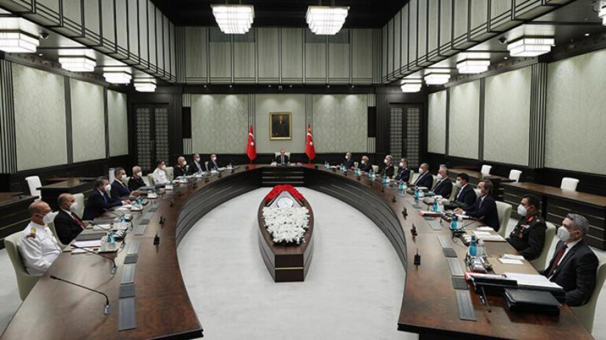 Τουρκία: Παρουσία Ερντογάν, οι φονικές πυρκαγιές μονοπώλησαν το Συμβούλιο Εθνικής Ασφαλείας