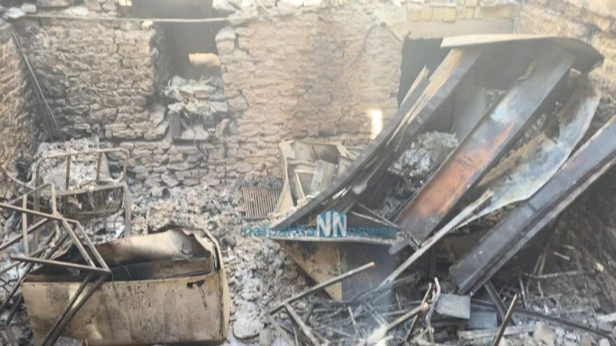 Φωτιά στη Φωκίδα: Μαίνεται το μέτωπο - Απειλούνται χωριά (βίντεο - φωτογραφίες)