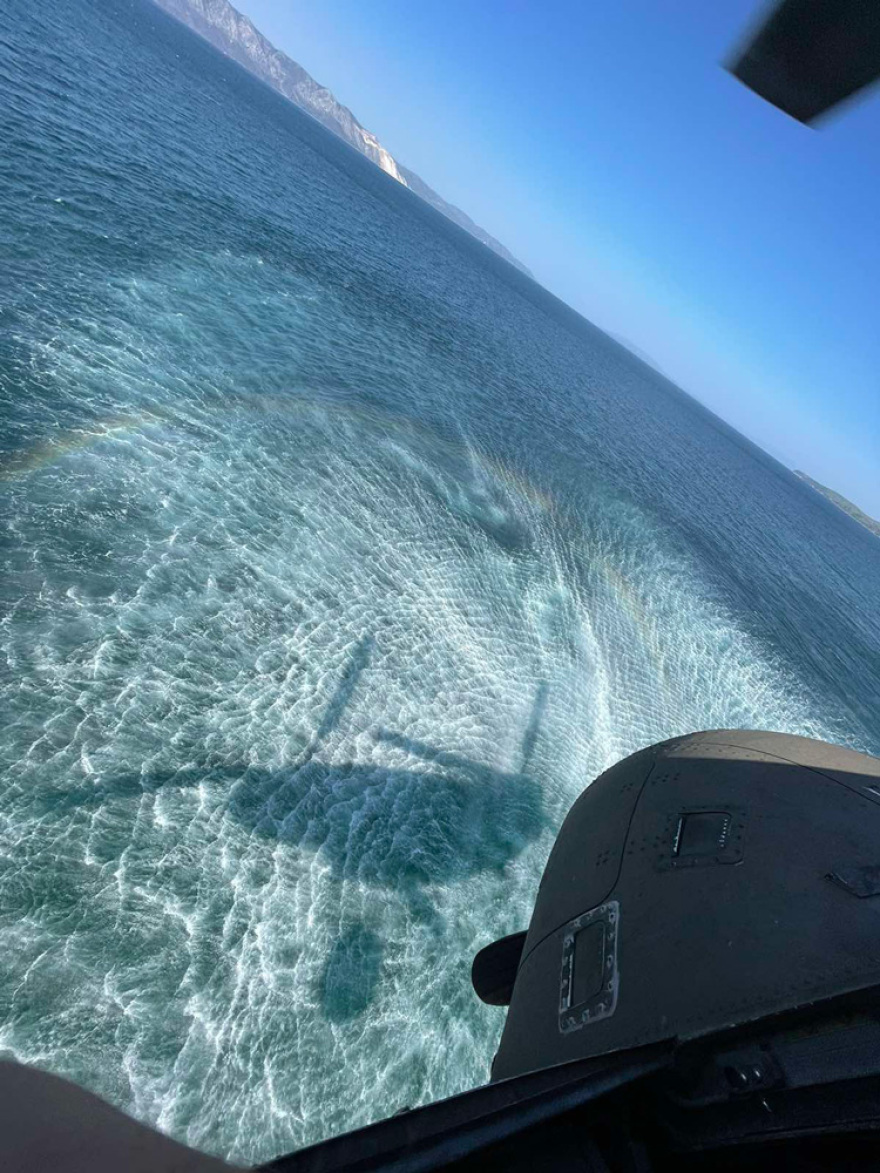 Βίντεο: Επικίνδυνες αποστολές από πλήρωμα Chinook για την κατάσβεση της φωτιάς στην Αγία Άννα