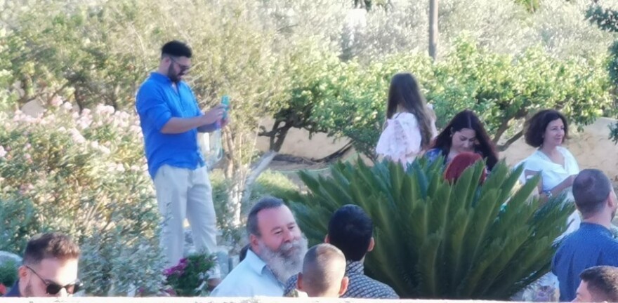 Δανάη Μιχαλάκη - Γιώργος Παπαγεωργίου: Ο λαμπερός γάμος στη Σύρο και το love story