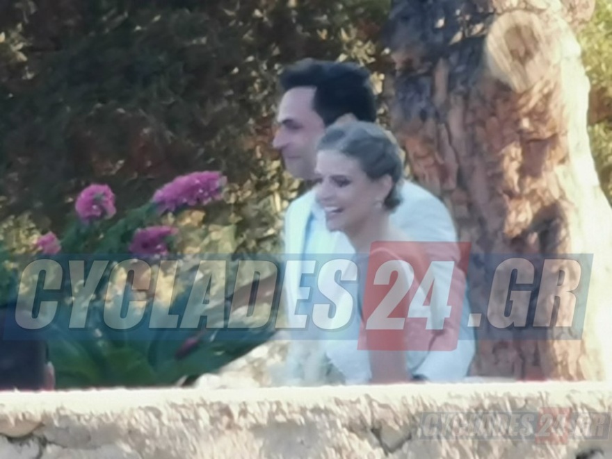 Δανάη Μιχαλάκη - Γιώργος Παπαγεωργίου: Ο λαμπερός γάμος στη Σύρο και το love story