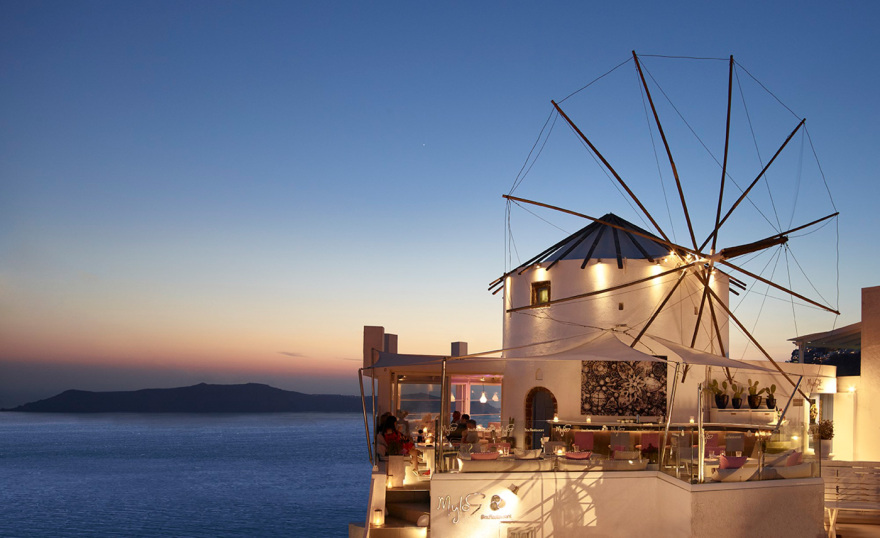 Απογειώνεται ο τουρισμός παρά την πανδημία και τις φωτιές - Πρωτιά στη ζήτηση για διακοπές από τους Ευρωπαίους!