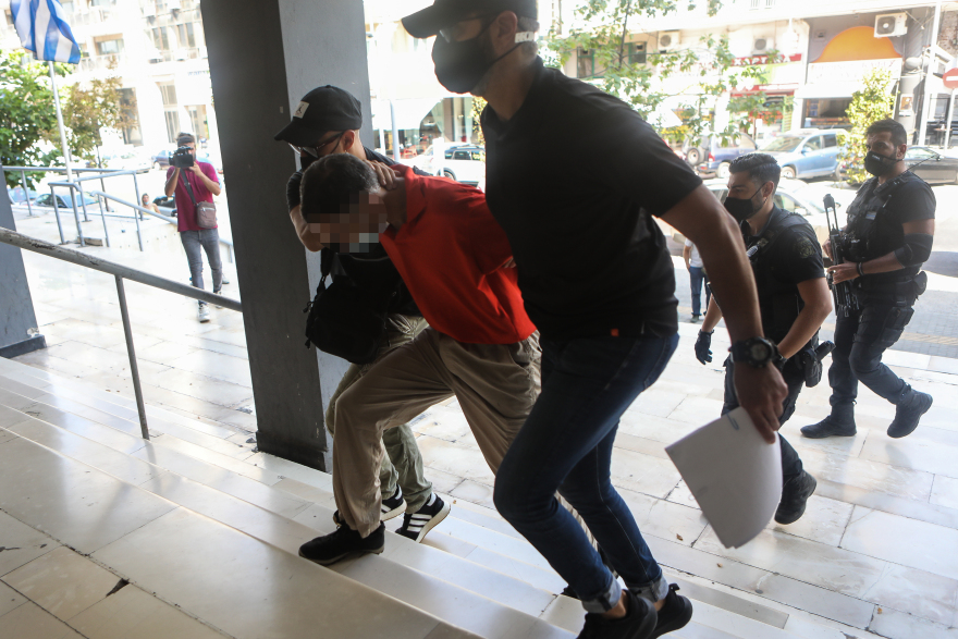 Ποινική δίωξη στον 48χρονο συλληφθέντα της «Επαναστατικής Αυτοάμυνας» 