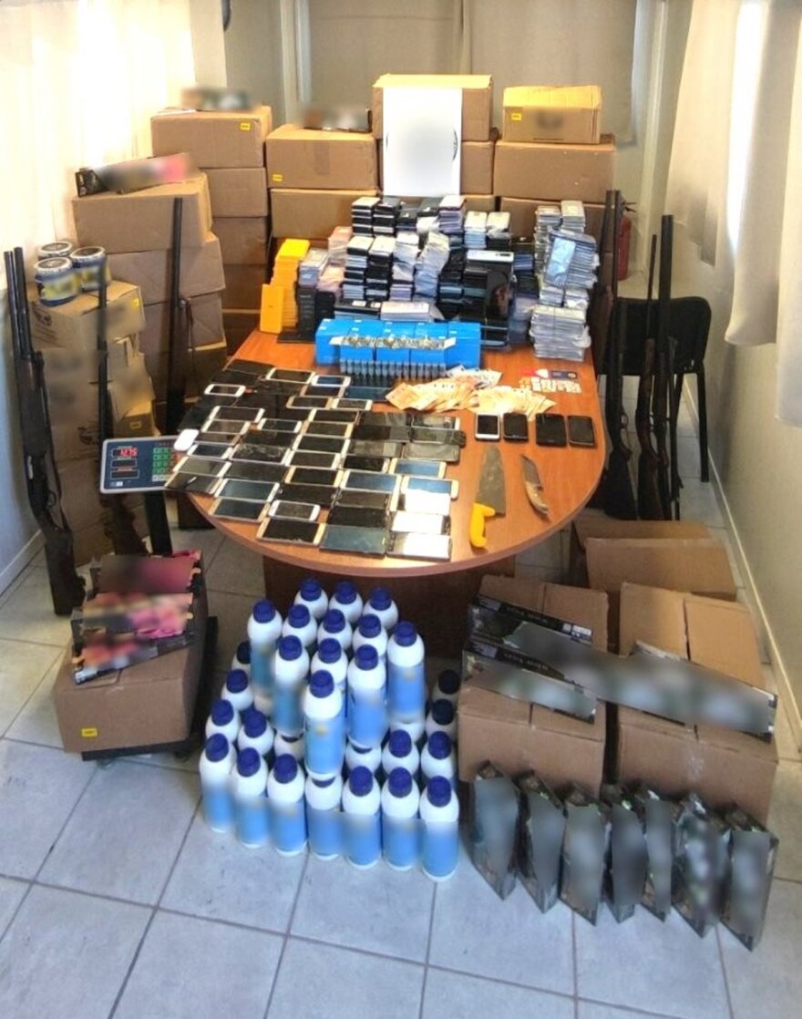 Έβρος: Εξαρθρώθηκε σπείρα λαθρεμπόρων με πλούσια γκάμα