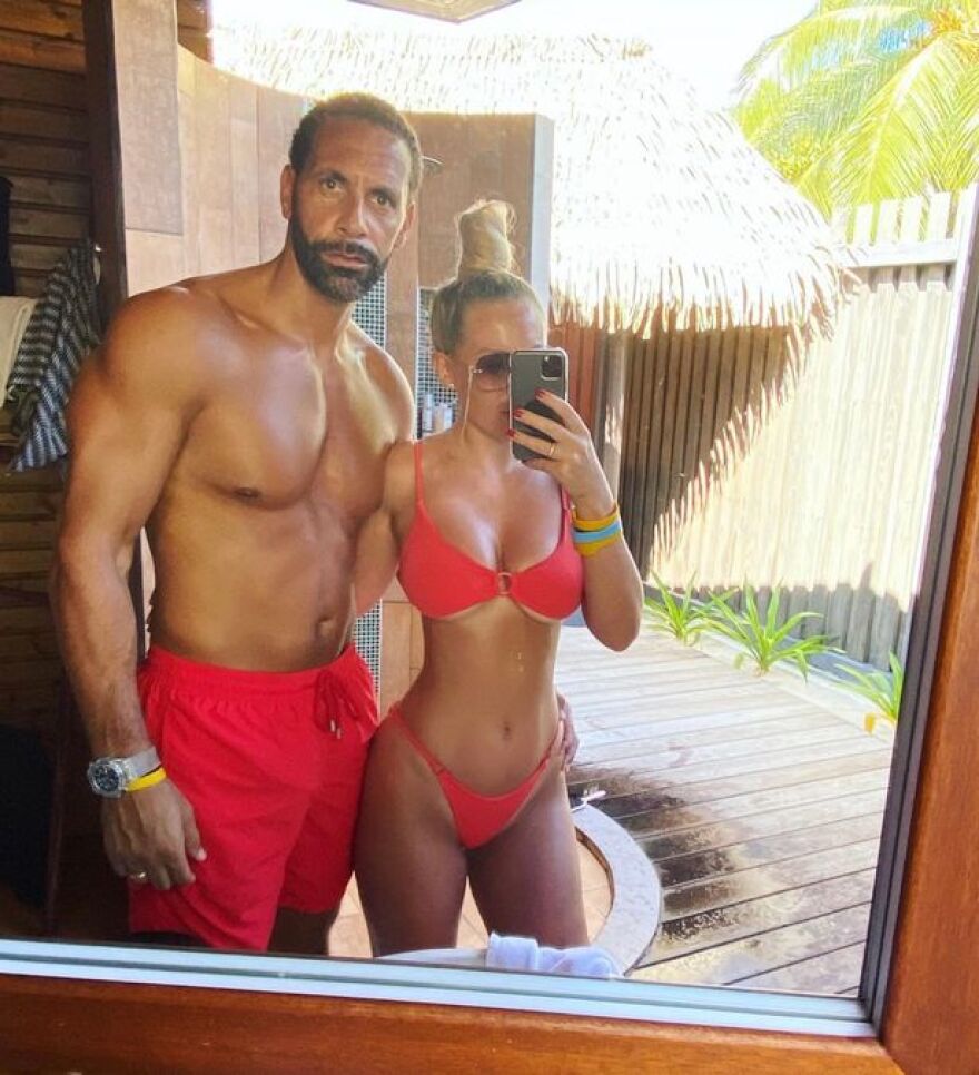 Ρίο Φέρντιναντ: Οι ειδυλλιακές διακοπές με την εκθαμβωτική του σύζυγο
