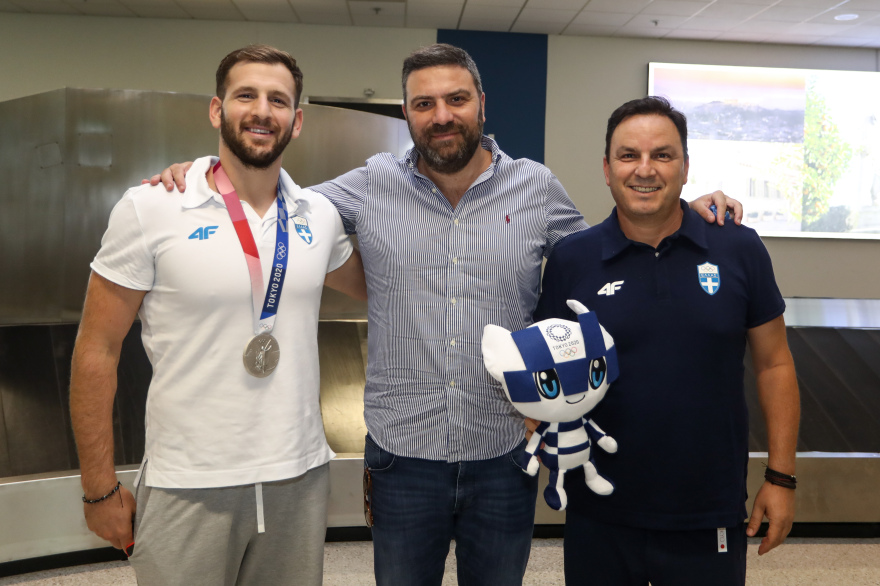 Εθνική πόλο: Επέστρεψαν και αποθεώθηκαν οι «ασημένιοι» Ολυμπιονίκες του Τόκιο