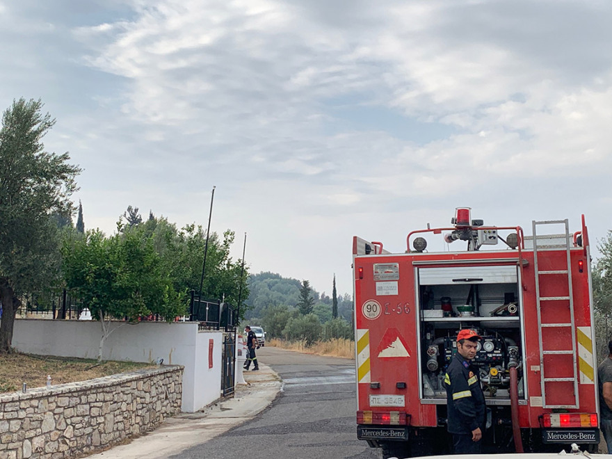 Φωτιές: Ενεργό το πύρινο μέτωπο στη Γορτυνία - Σηκώθηκαν τα εναέρια μέσα για να συνδράμουν στην κατάσβεση 