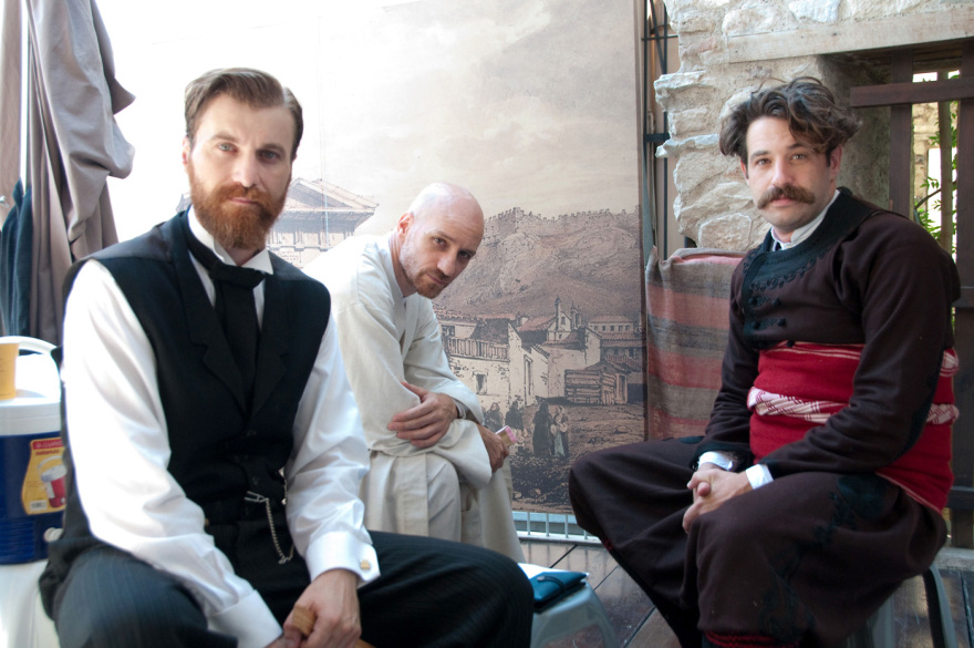 ΕΡΤ1: Στα γυρίσματα της νέας μίνι σειράς εποχής «Ποίος ήτον ο φονεύς του αδελφού μου»