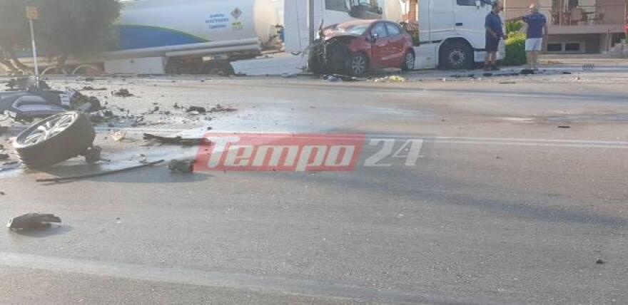 Σοβαρό τροχαίο στην Πατρών-Πύργου: Μετωπική σύγκρουση αυτοκινήτων με έναν τραυματία