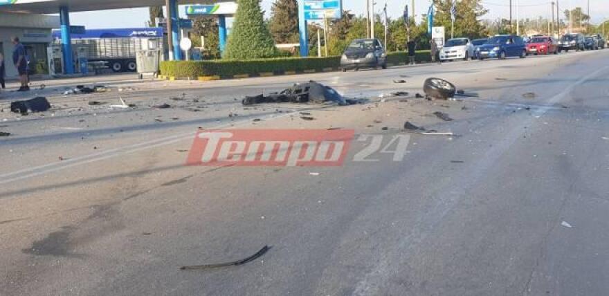 Σοβαρό τροχαίο στην Πατρών-Πύργου: Μετωπική σύγκρουση αυτοκινήτων με έναν τραυματία