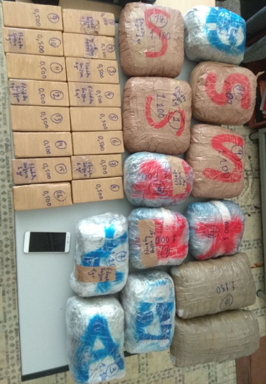 Ιωάννινα: Σπείρα εισήγαγε ηρωίνη και κάνναβη από την Αλβανία