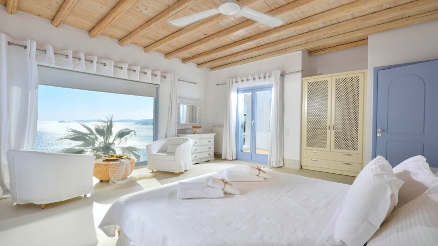 Μύκονος: «Φυλακισμένος» σε βίλα των 12 εκατ. ευρώ ο καταδικασμένος Ρουμάνος επιχειρηματίας  (Φωτογραφίες)