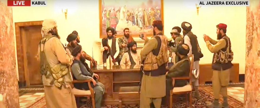 Αφγανιστάν: Στο Προεδρικό Μέγαρο οι Ταλιμπάν - «Έφυγα για να μη γίνει αιματοχυσία» δηλώνει ο Γάνι - Δείτε φωτογραφίες