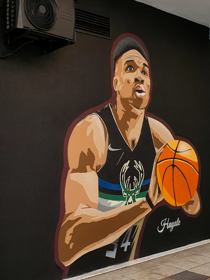 Θεσσαλονίκη: Mural με τη μορφή του Αντετοκούνμπο από τον street artist «Hayate» - Φωτογραφίες