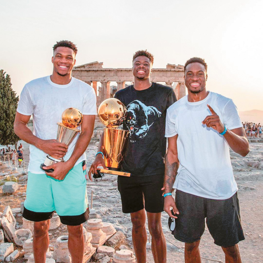 Στη Σχοινούσα ο ιδιοκτήτης των Μιλγουόκι Μπακς: «Ο Γιάννης με έκανε freak για την Ελλάδα» 