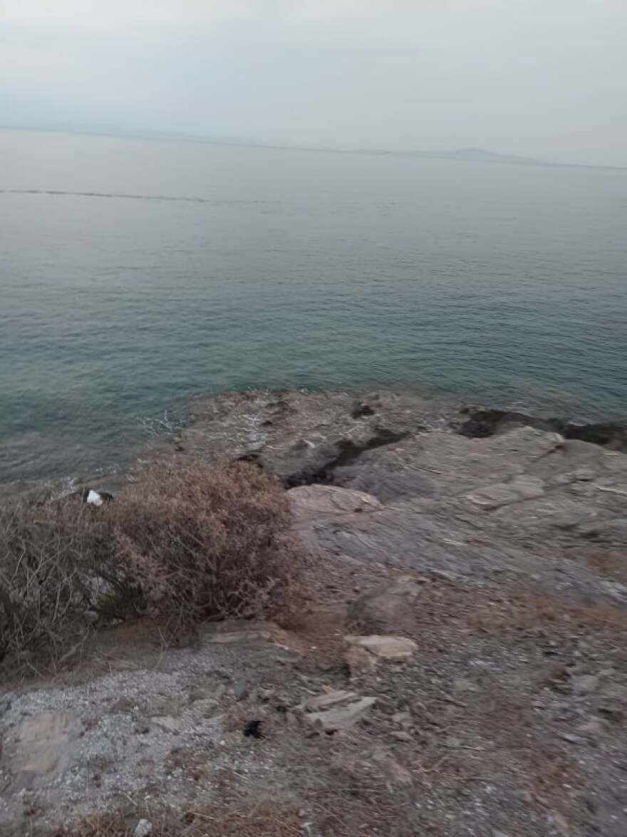 Σύρος: Λουόμενη τραυματίστηκε στα βράχια στον Μέγα Γιαλό – Την απεγκλώβισε η πυροσβεστική