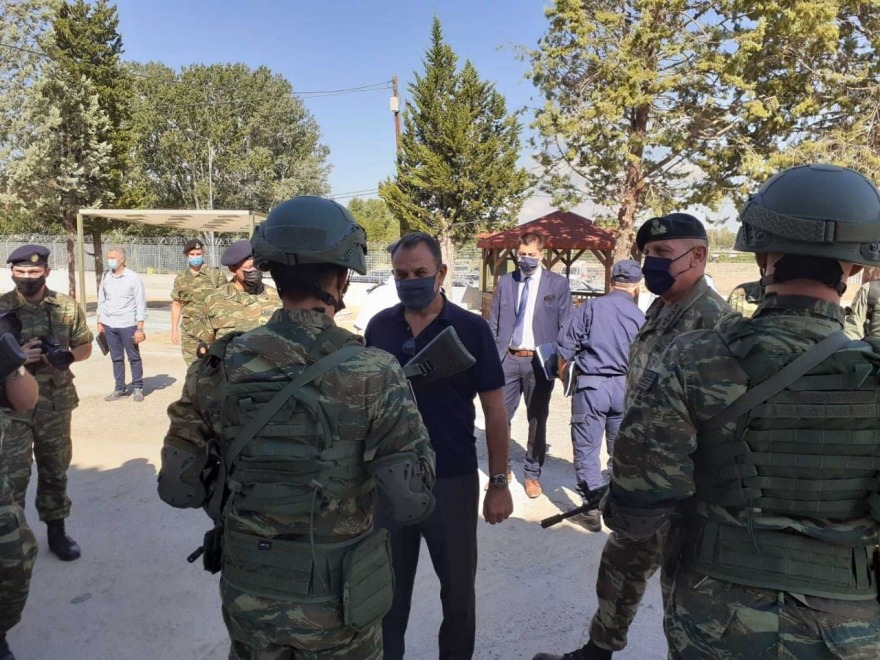 Παναγιωτόπουλος και Χρυσοχοΐδης στον φράχτη στον Έβρο: «Τα σύνορα της Ελλάδας θα παραμείνουν ασφαλή και απαραβίαστα»