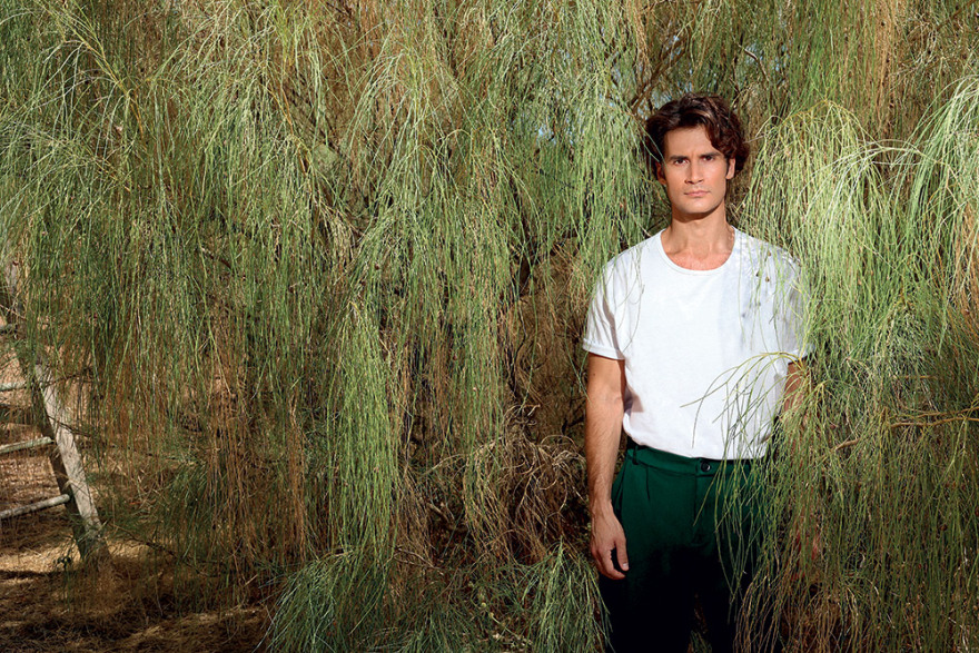 Αναστάσης Ροϊλός: «Δεν υπάρχουν απαντήσεις  για τον έρωτα,  μόνο ερωτήσεις»