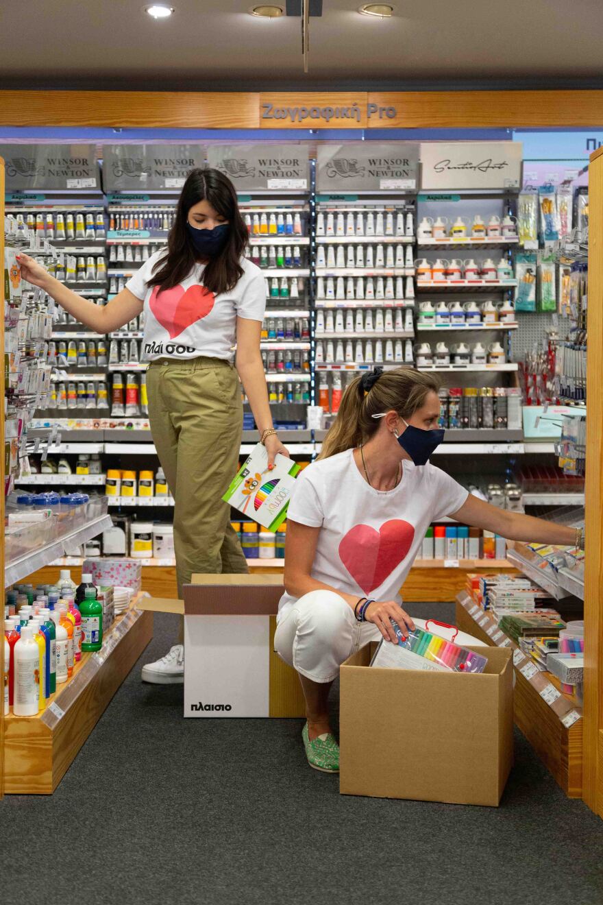 Η Πλαίσιο Computers προσφέρει τα σχολικά είδη σε όλους τους μαθητές των πυρόπληκτων περιοχών της Εύβοιας