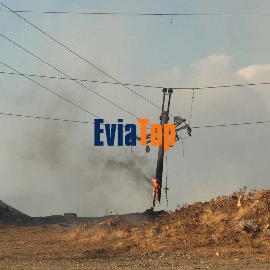 Φωτιά στην Κάρυστο: Καλύτερη η εικόνα -Οριοθετημένη στον οικισμό Κοκκίνη- Ζημιές σε σπίτια 