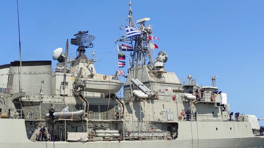 Στη ναυτική βάση Gargoub της Αιγύπτου κατέπλευσε η φρεγάτα «Σαλαμίς»