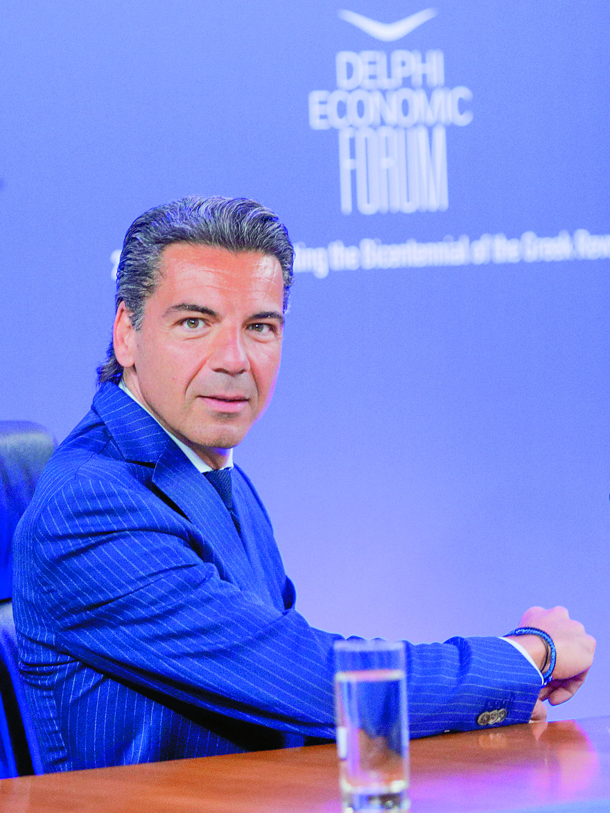 Το μεγάλο Deal: Έτσι έγινε η συμφωνία για το... τέταρτο στεφάνι της WIND