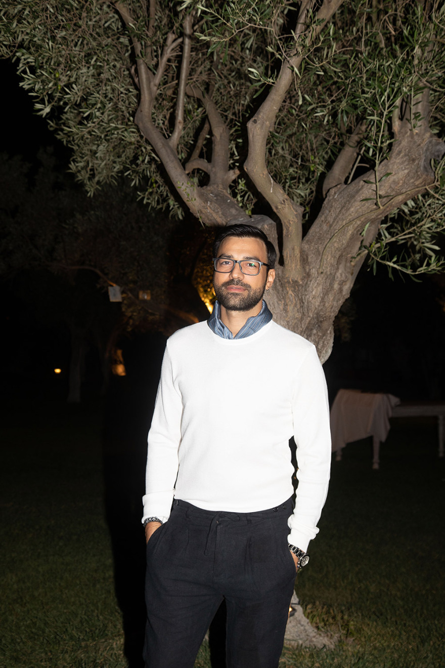  «Η Γη της Ελιάς»: Όλοι οι πρωταγωνιστές έδωσαν το παρόν στην  avant-première της σειράς (Φωτογραφίες)