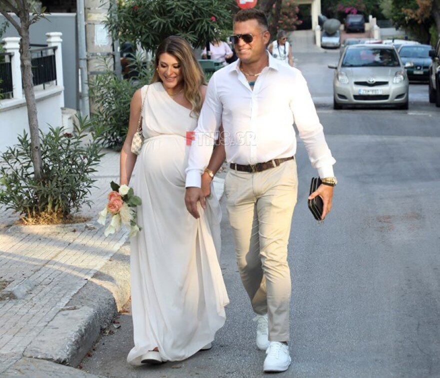 Κώστας Σόμμερ - Βαλεντίνη Παπαδάκη: Παντρεύτηκαν με πολιτικό γάμο λίγο πριν τον ερχομό του γιου τους