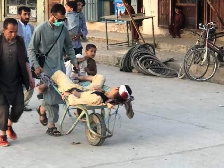 Αφγανιστάν: Πανικός μετά τις εκρήξεις στο αεροδρόμιο της Καμπούλ - Για χτύπημα του ISIS μιλούν οι Αμερικανοί - Δείτε βίντεο και φωτογραφίες