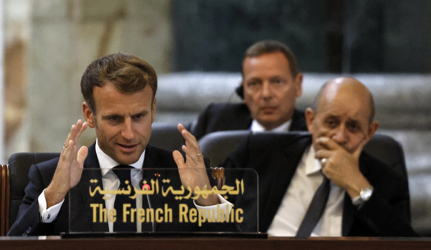 Στη Βαγδάτη o Μακρόν με τους ηγέτες των χωρών της Μέσης Ανατολής κατά της τρομοκρατίας