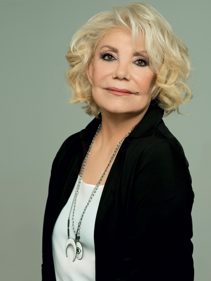 Μαρινέλλα στο Gala για την επιστροφή της στο Ηρώδειο : «Μια ζωή ρίσκαρα και θα συνεχίσω να ρισκάρω»