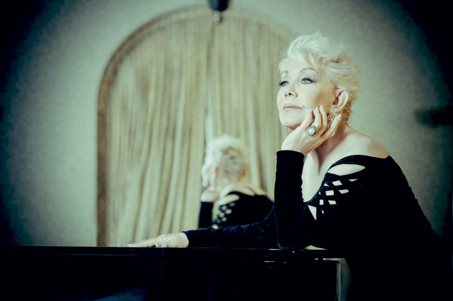 Μαρινέλλα στο Gala για την επιστροφή της στο Ηρώδειο : «Μια ζωή ρίσκαρα και θα συνεχίσω να ρισκάρω»