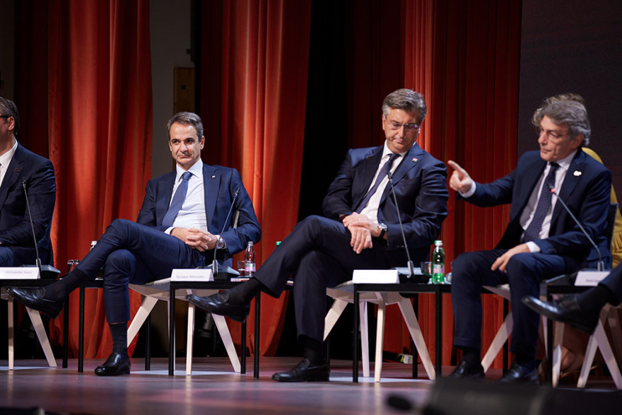 Διαφωνία Μητσοτάκη - Σασόλι για τους Αφγανούς μετανάστες: «Θα διαφυλάξουμε τα σύνορά μας, δεν θα επαναληφθεί το 2015» λέει ο πρωθυπουργός