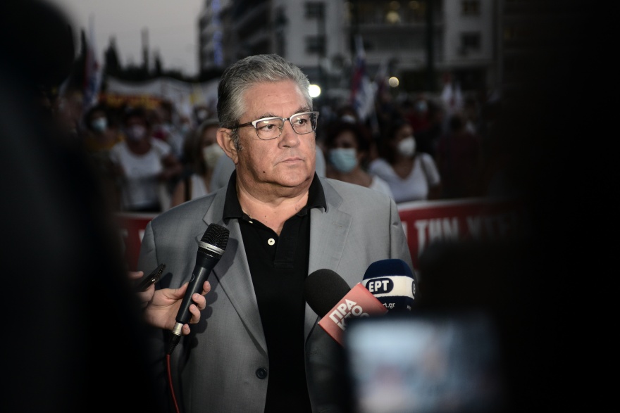 Κλειστό το Σύνταγμα λόγω συγκέντρωσης ενάντια  στο νομοσχέδιο της επικουρικής ασφάλισης