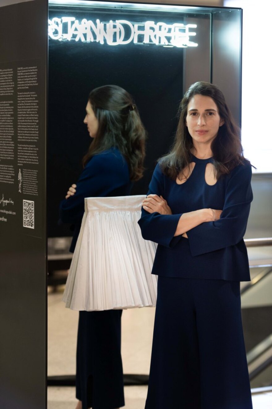 Μια «διαδραστική» φουστανέλα στο «Ελ. Βενιζέλος»