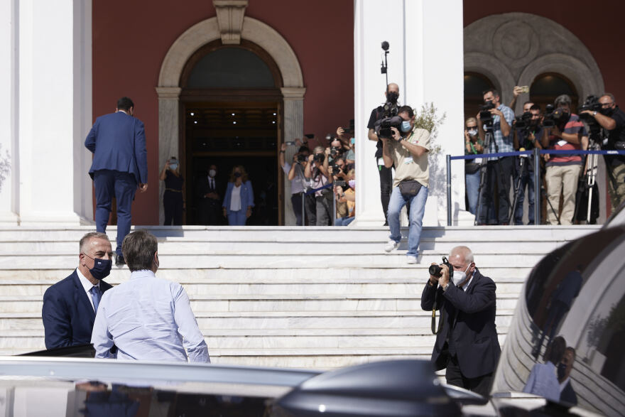 Μητσοτάκης από Θεσσαλονίκη: «Όλα υπό έλεγχο» στα νοσοκομεία με τους ανεμβολίαστους υγειονομικούς