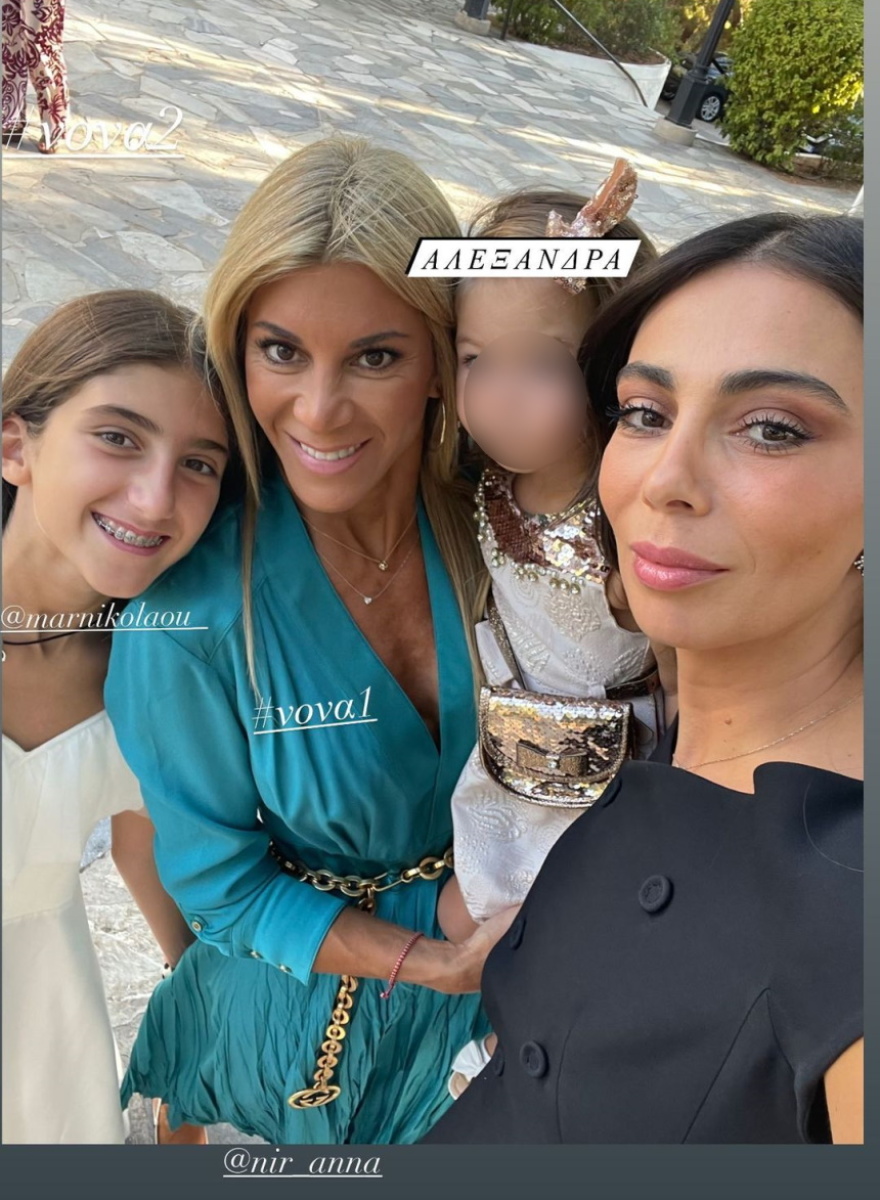 Ολυμπία Χοψονίδου - Βασίλης Σπανούλης: Βάφτισαν το έκτο τους παιδί - Φωτογραφίες